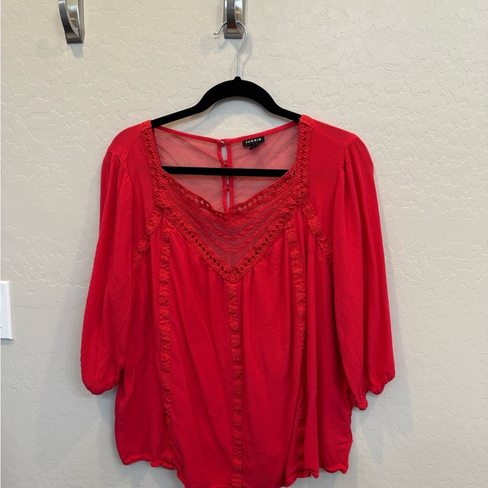 Torrid Red Top